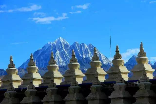 拉林鐵路：開啟高原鐵路建設(shè)新篇章